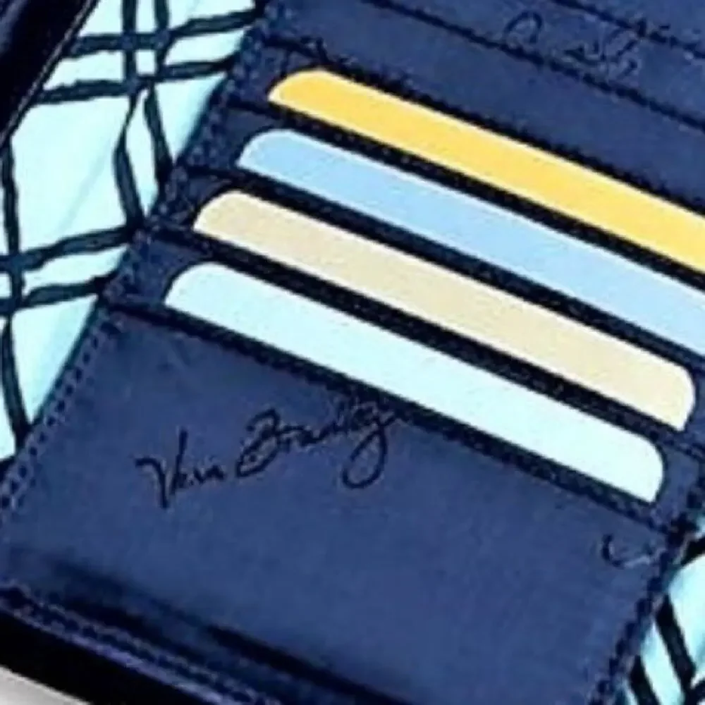 NEW Vera Bradley‎ ultimate wristlet in cuban tiles
